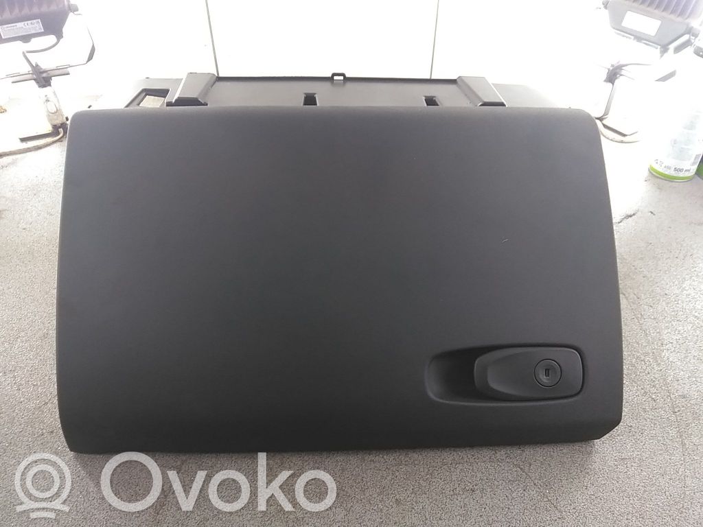 Volvo V40 Compartimiento/consola central del panel 