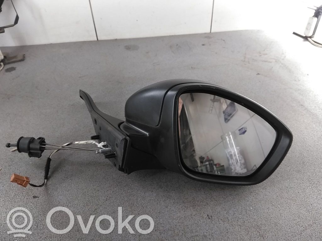 Peugeot 208 I Element lusterka bocznego drzwi przednich 