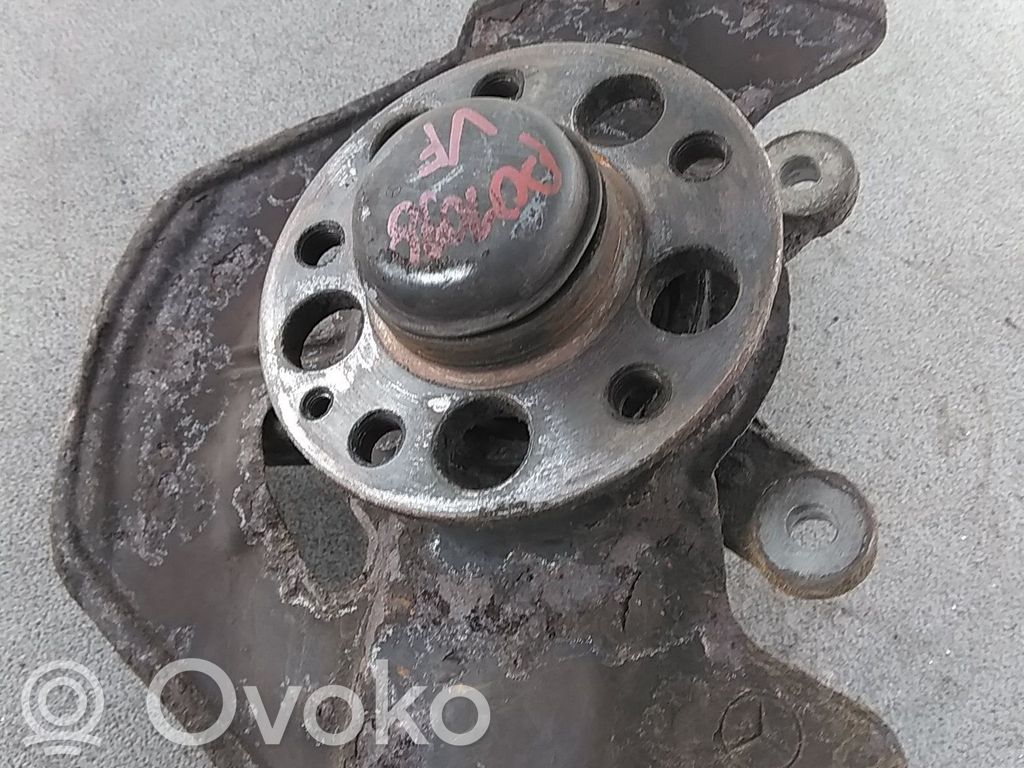 Achsschenkel vorne   A1693300720,A1693300520