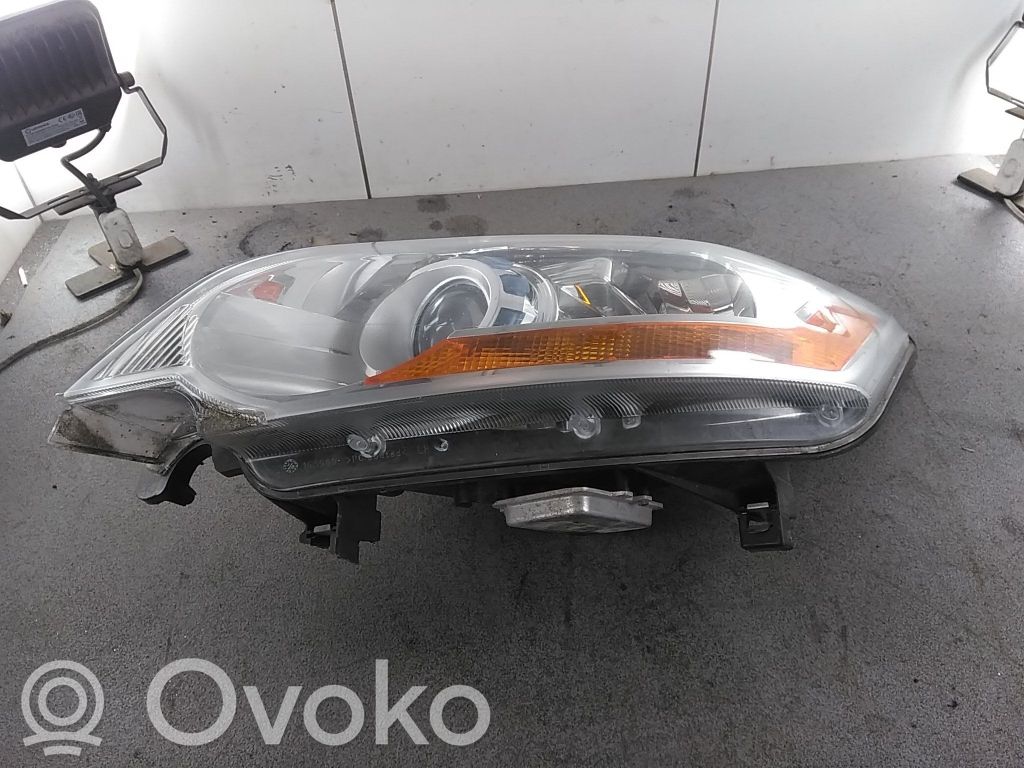 Headlight/headlamp   1590743