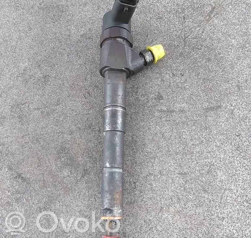 Opel Insignia A Inyector de combustible 