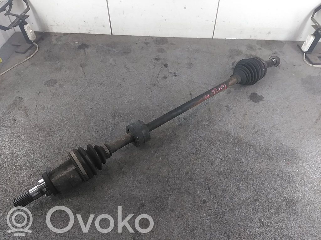Suzuki Celerio Eje de transmisión delantero 
