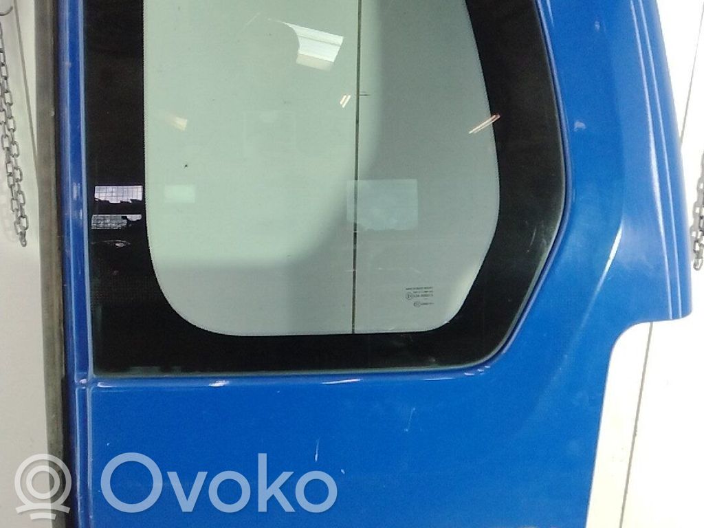 Krovinių (bagažinės) durys   8703E4