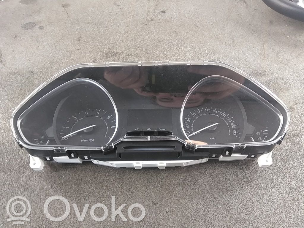 Peugeot 208 I Vitezometru (grup de instrumente) 