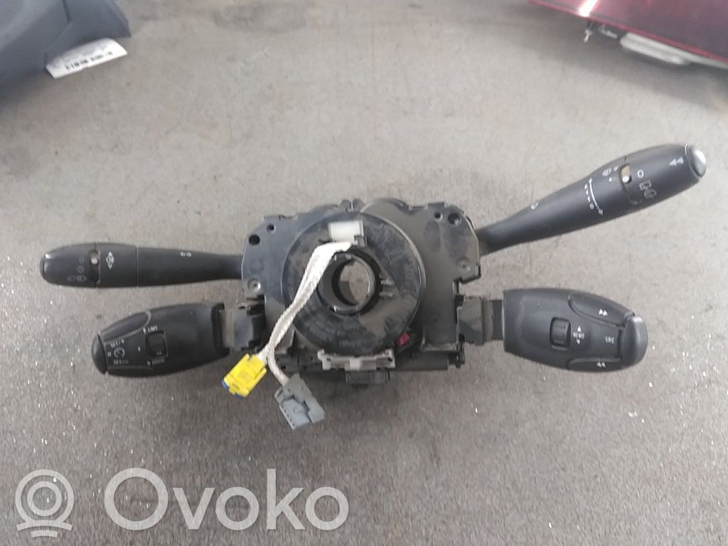Peugeot Partner Wiper turn signal indicator stalk/switch 