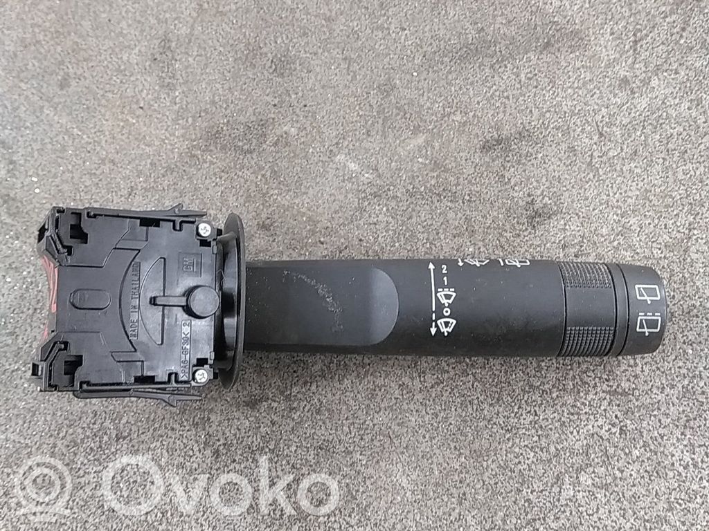 Opel Karl Commodo, commande essuie-glace/phare 