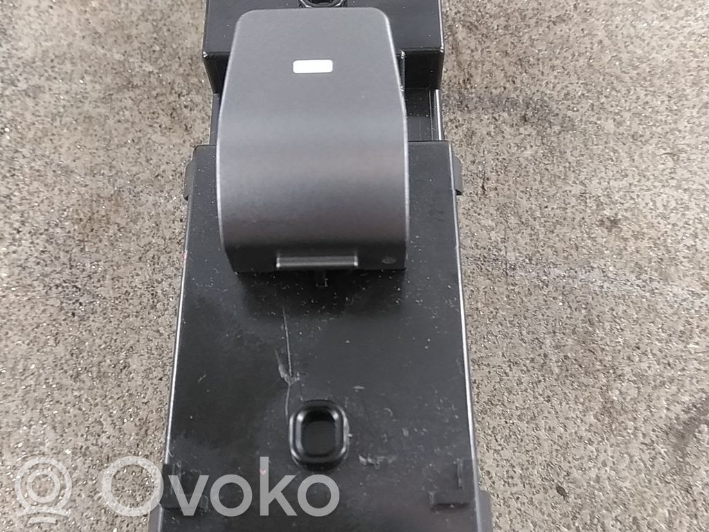 Hyundai Ioniq Electric window control switch 