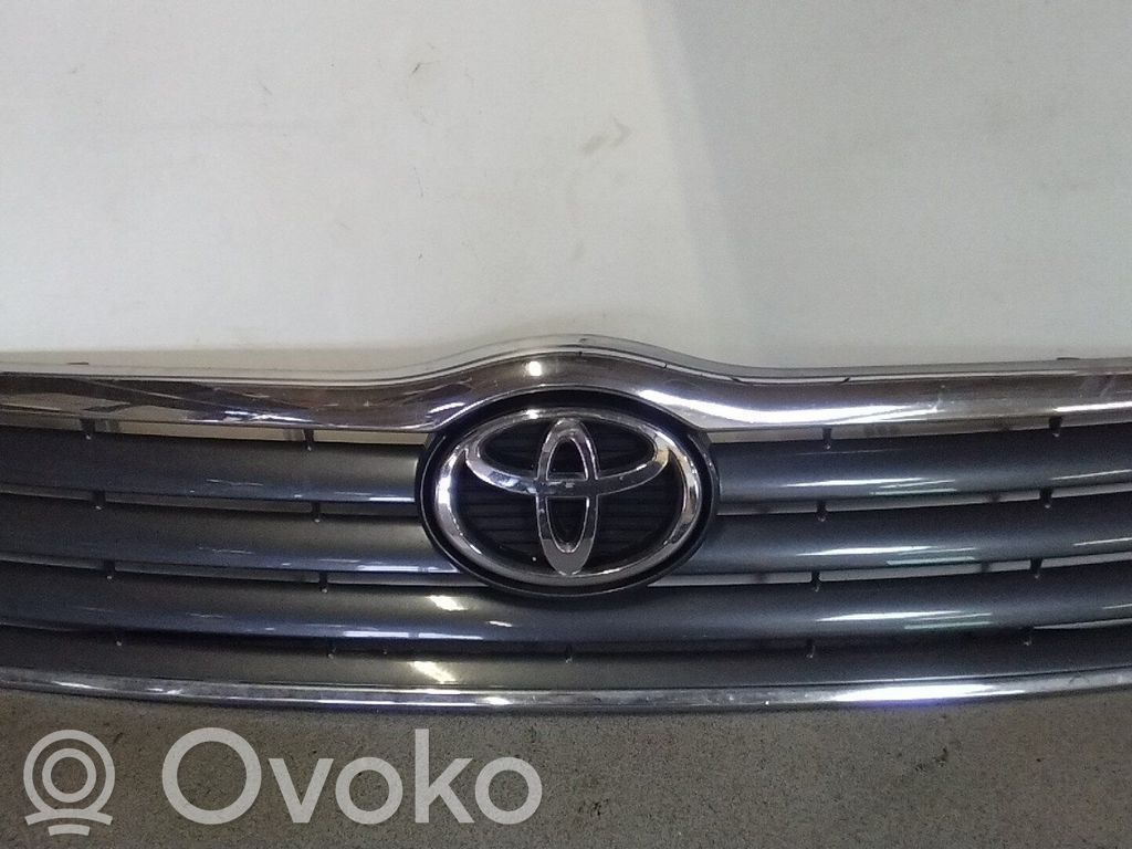 Toyota Avensis T250 Grilă față 