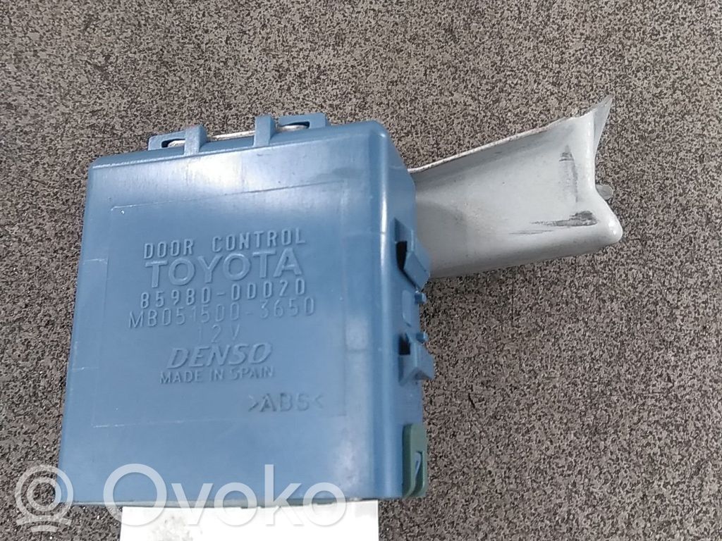 Toyota Yaris Unité de commande / module de verrouillage centralisé porte