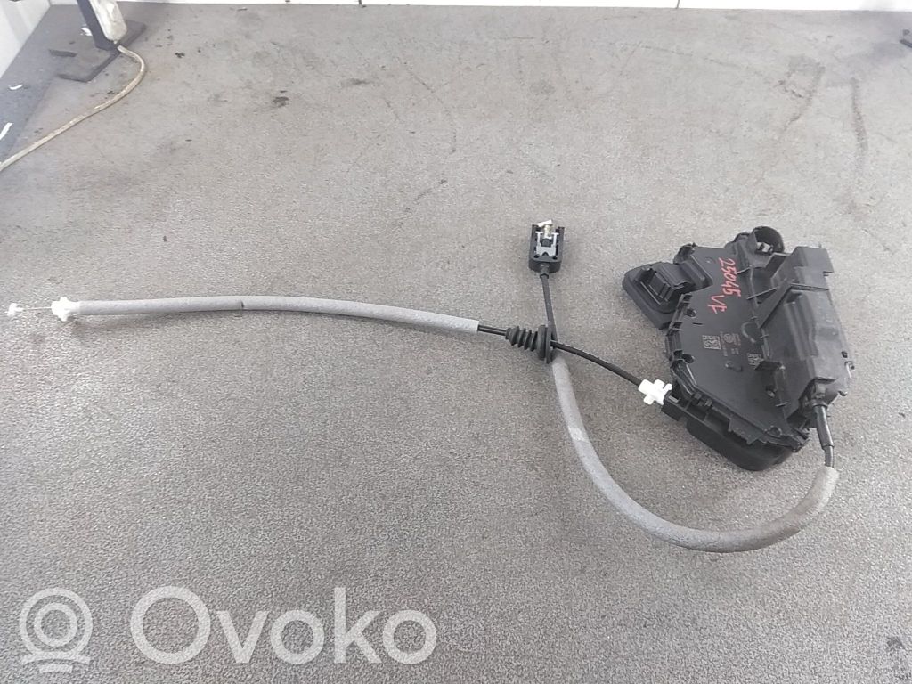 Skoda Octavia Mk4 Motor de bloqueo de puertas 