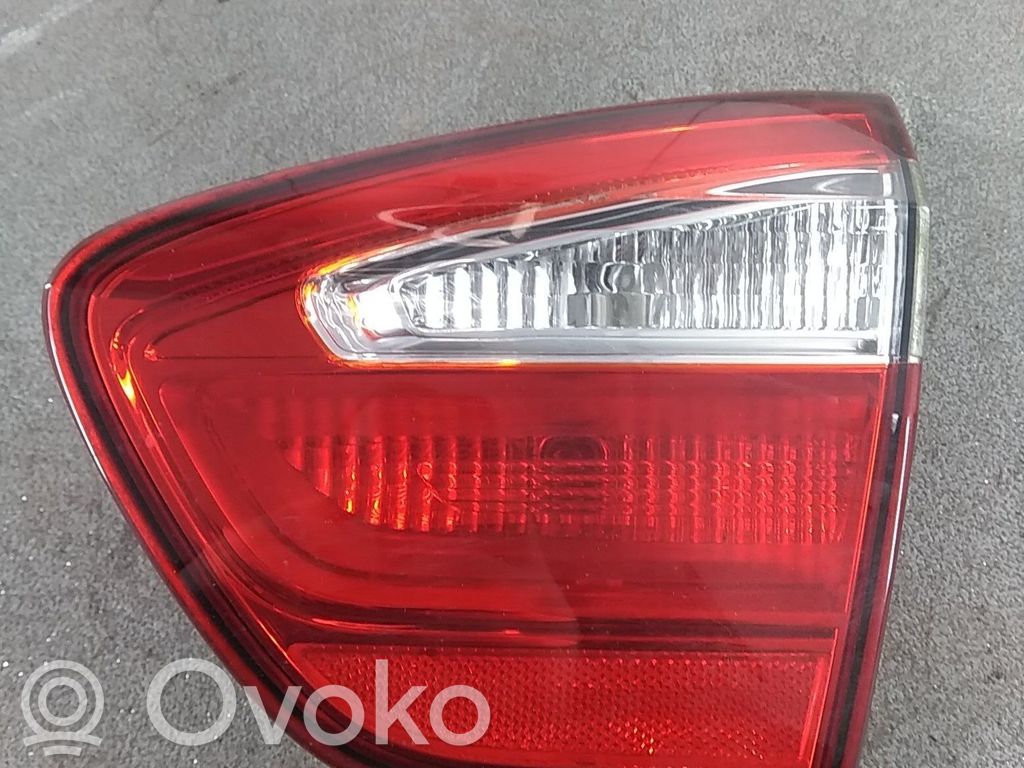 KIA Rio Spuldzīte 