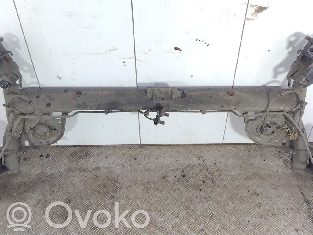Nissan Note (E11) Rear axle beam 