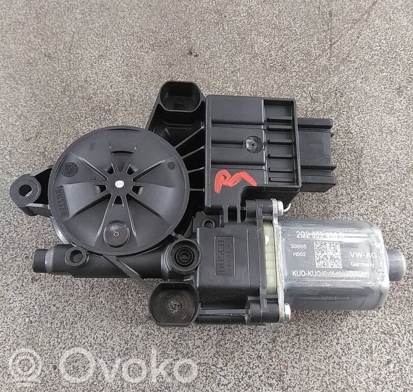 Volkswagen T-Cross Silnik regulatora szyby drzwi przednich 