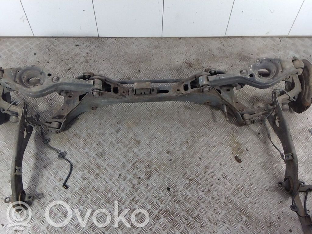 Hyundai i30 Grinda punții spate 