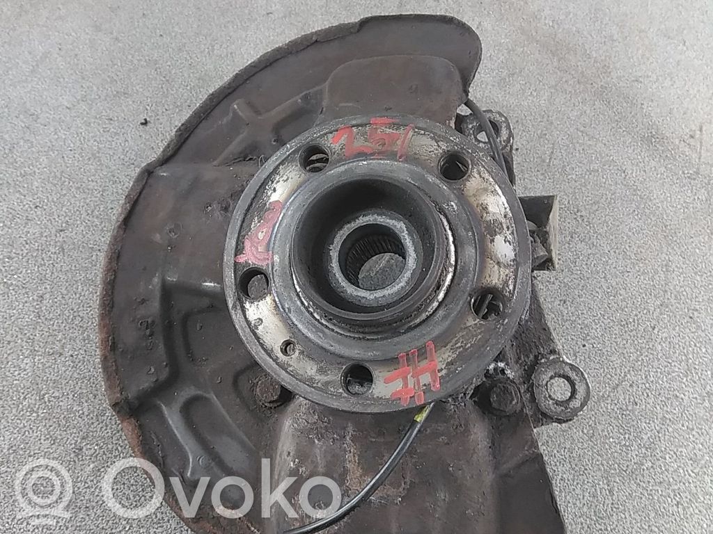 Volvo V70 Achsschenkel vorne 