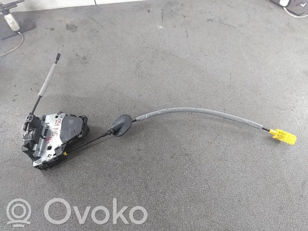 Renault Captur II Central locking motor 