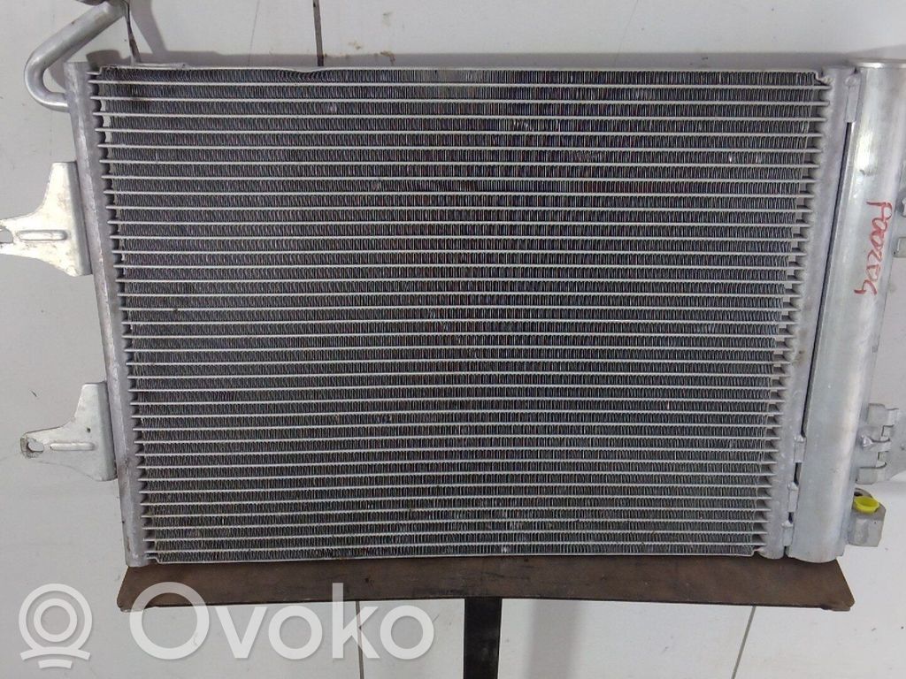 Skoda Fabia Mk2 (5J) Jäähdyttimen lauhdutin (A/C) 