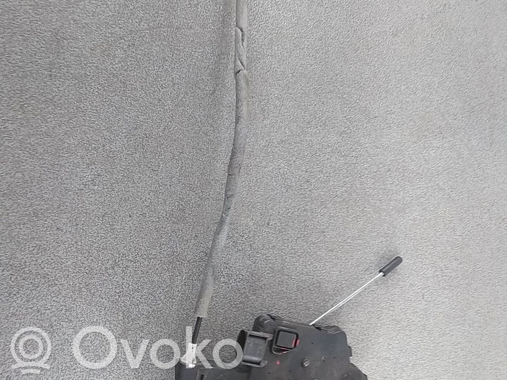 BMW 3 E46 Centrālās atslēgas motoriņš 
