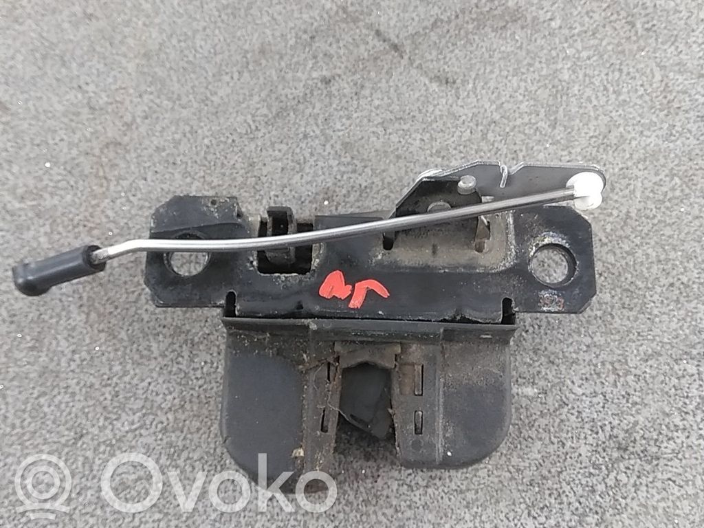 Volkswagen Caddy Loading door lock 