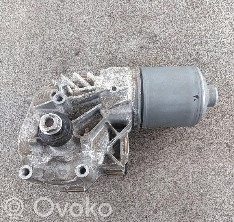 BMW 5 F10 F11 Pyyhkimen moottori 