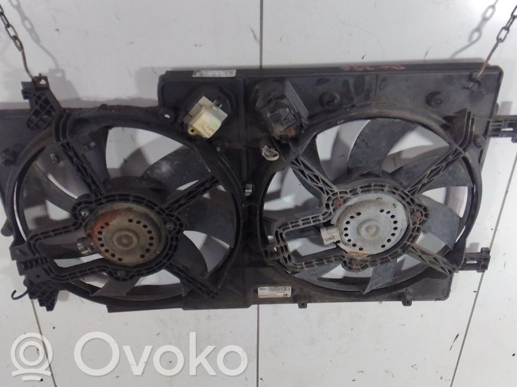 Opel Meriva B Elektryczny wentylator chłodnicy 