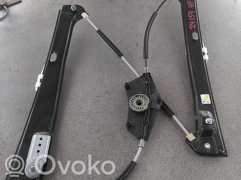 Skoda Scala Macara ușă față cu motor 