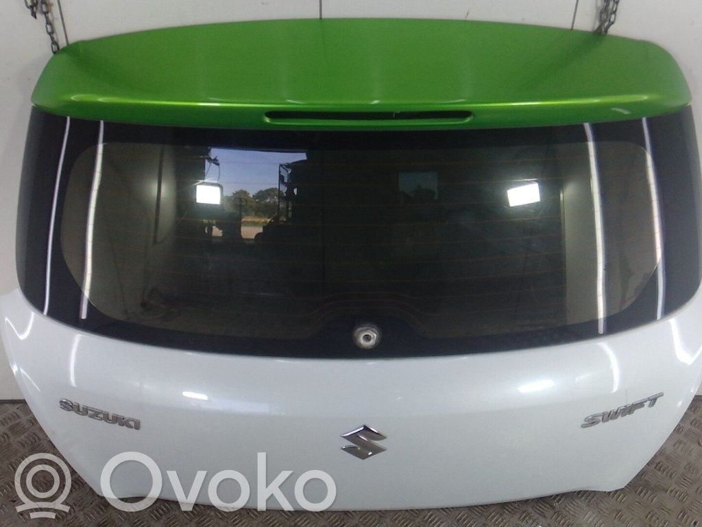 Suzuki Swift II Puerta del maletero/compartimento de carga 