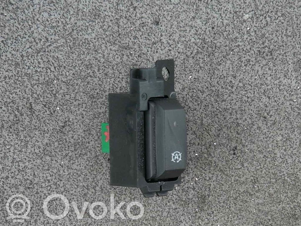 Dacia Sandero Light switch 