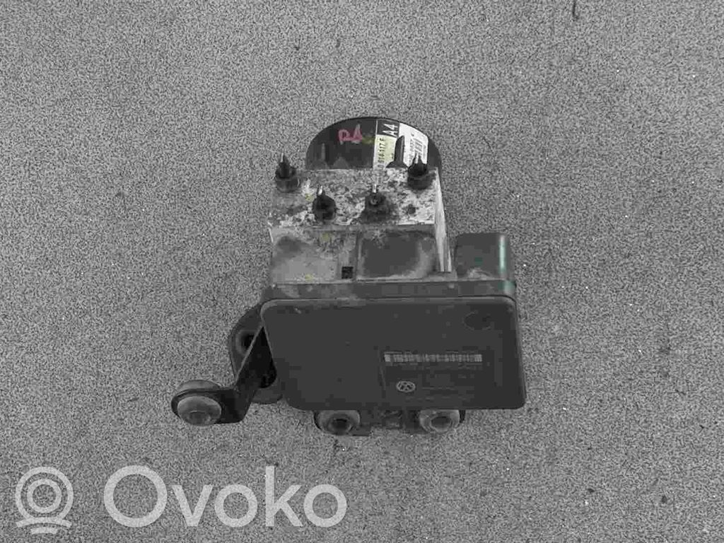 Audi A3 S3 8L ABS bloks 