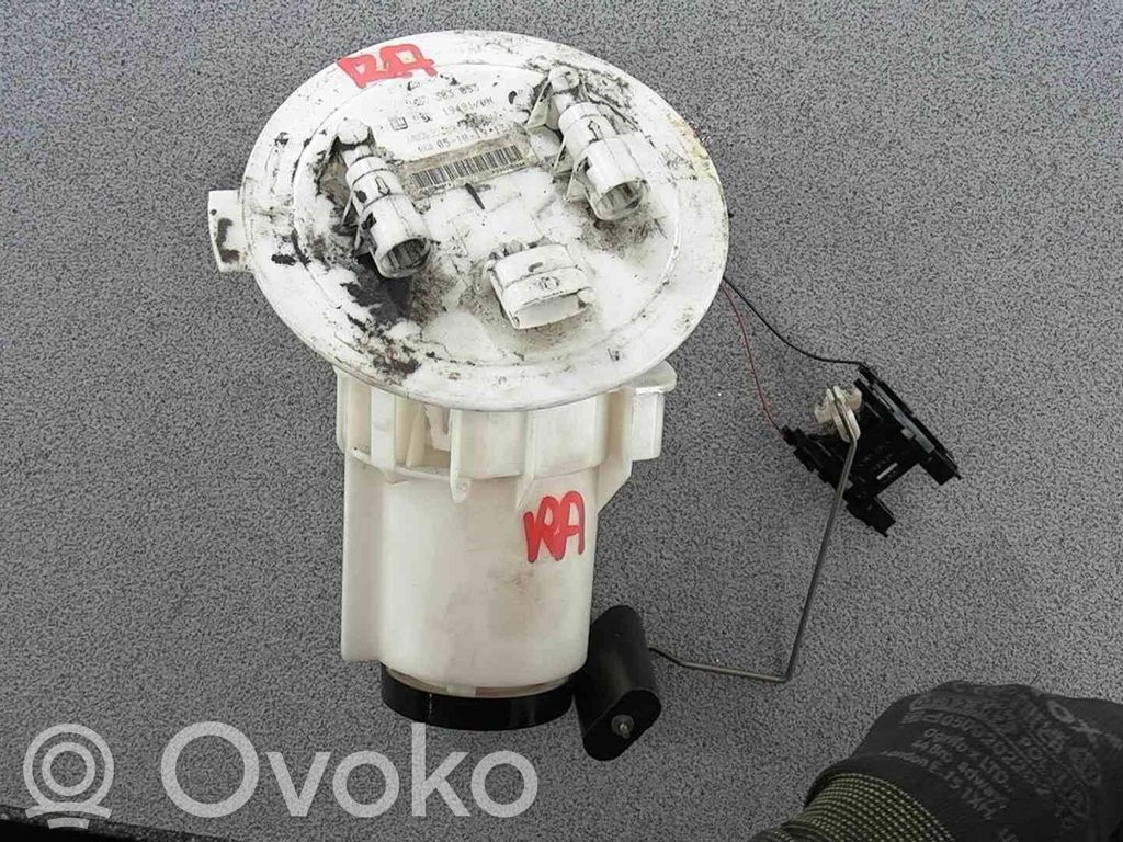 Opel Astra H Bomba interna de combustible 