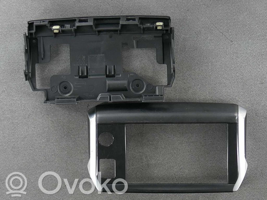 Peugeot 208 I Revestimiento de los botones de la parte inferior del panel 
