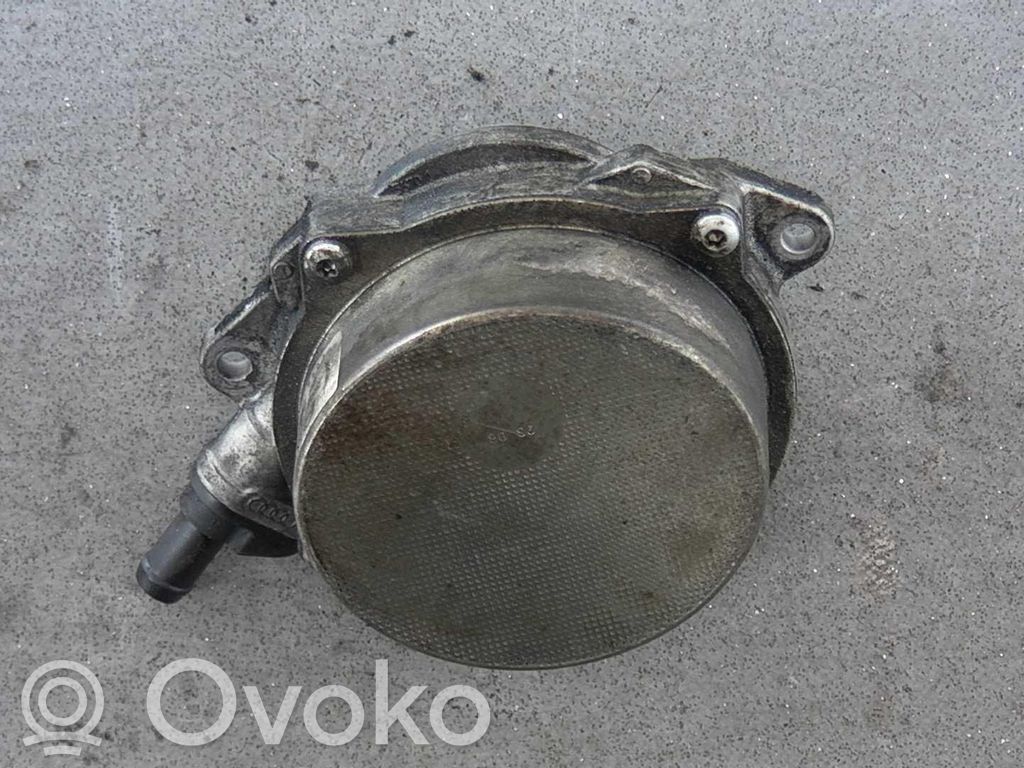 Audi A6 S6 C6 4F Vacuum pump 
