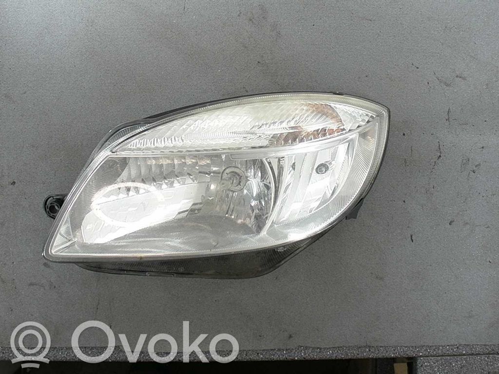 Skoda Fabia Mk2 (5J) Scheinwerfer 