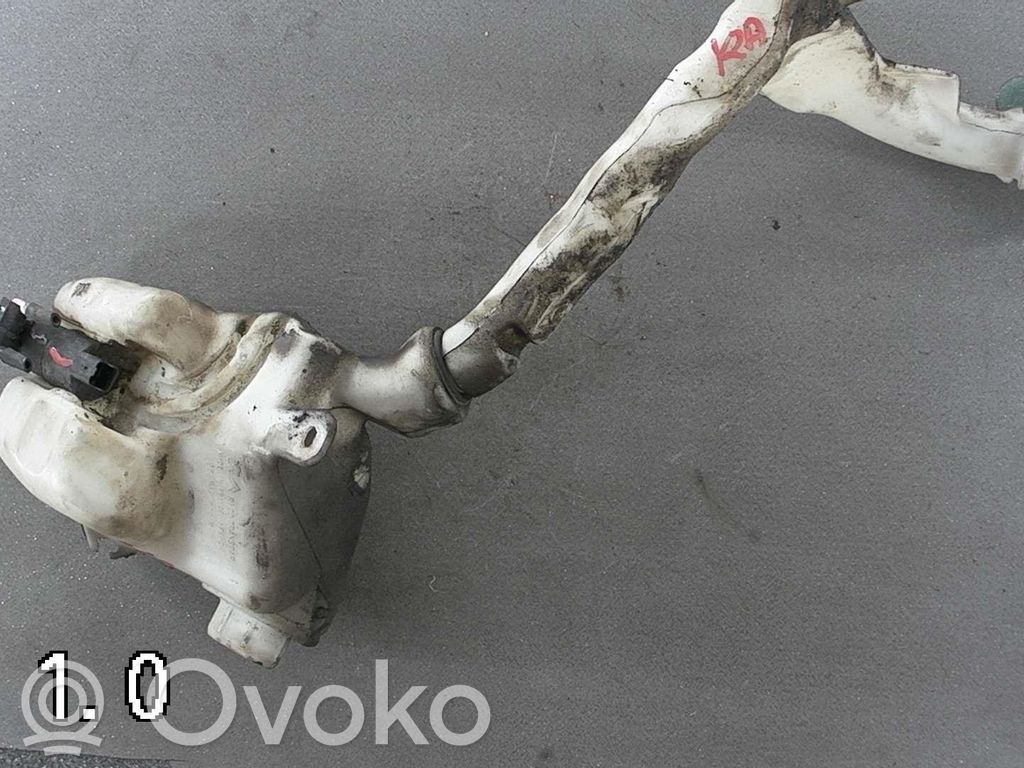 Langų skysčio bakelis   6439L0,643475