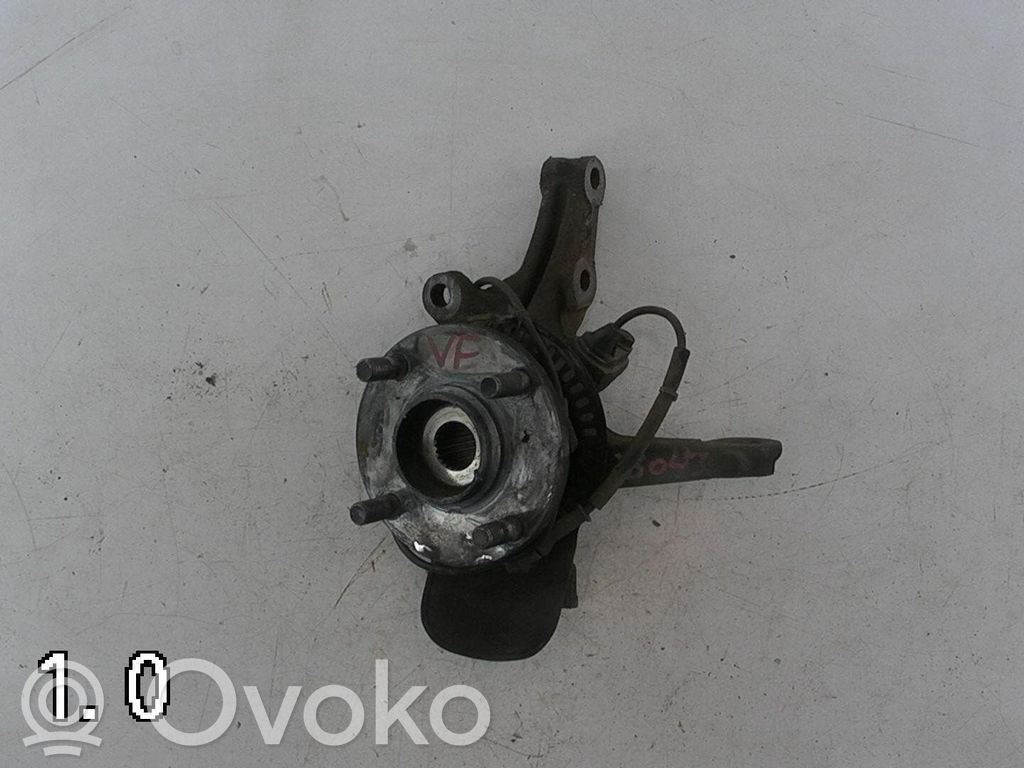Suzuki Celerio Achsschenkel vorne 