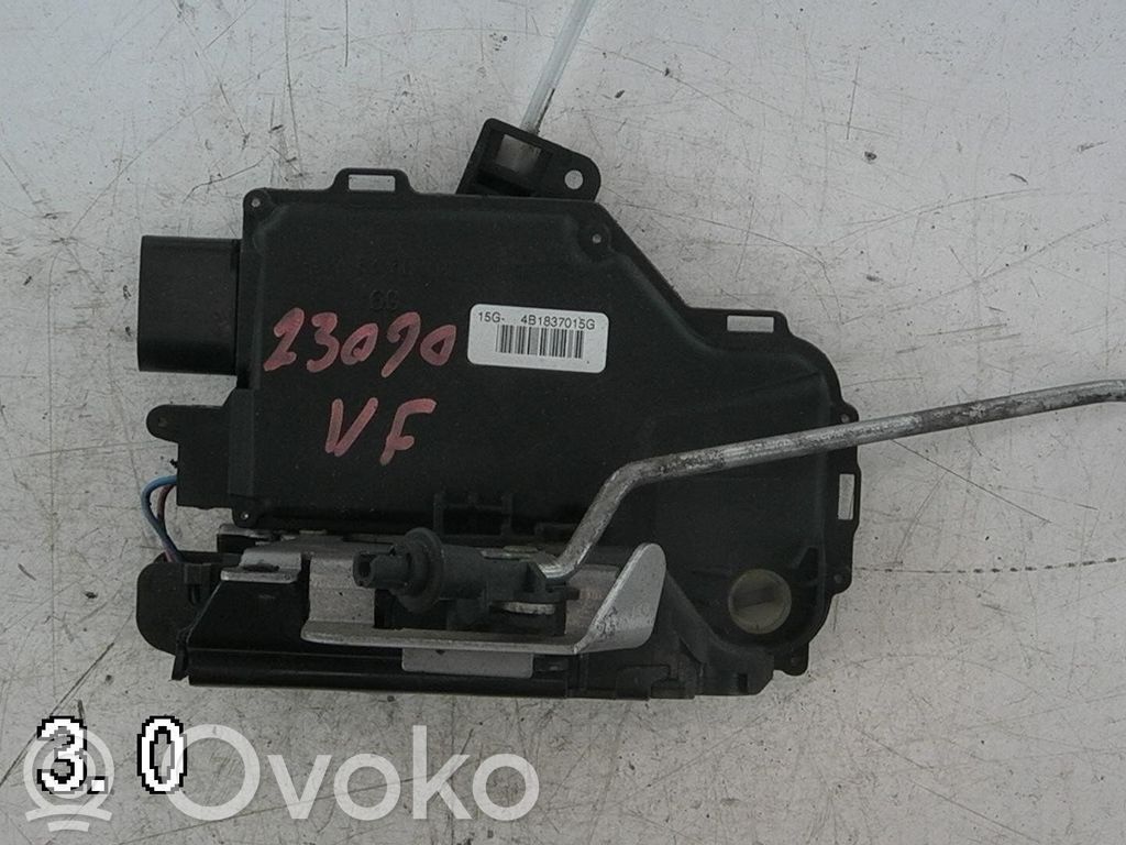 Audi A4 S4 B6 8E 8H Centrālās atslēgas motoriņš 