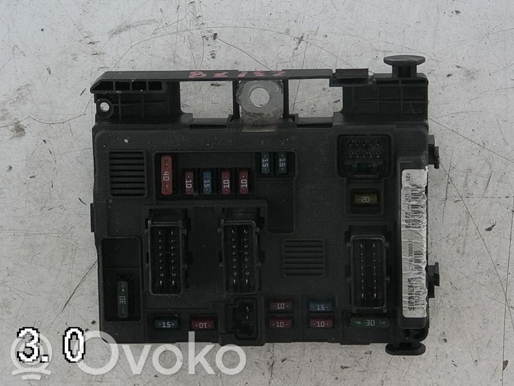 Peugeot 206 Battery relay fuse 