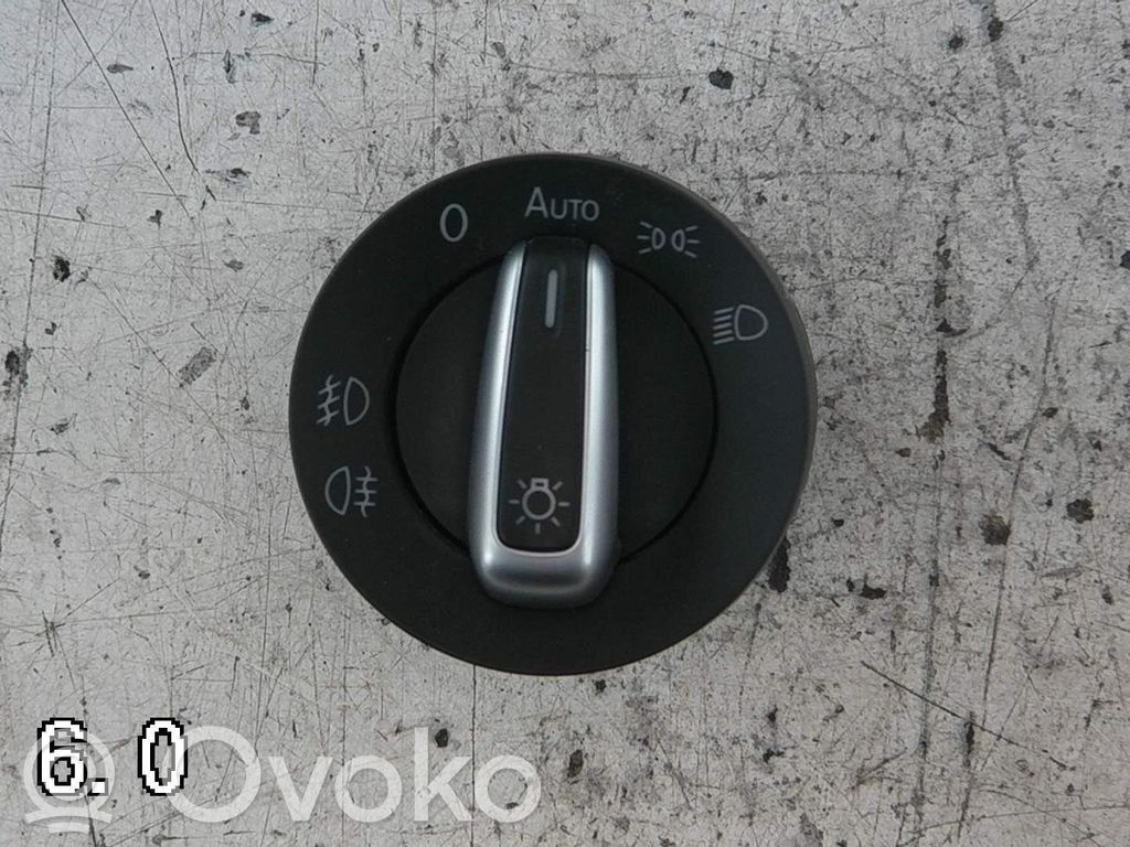 Volkswagen PASSAT B7 Interruptor de luz 