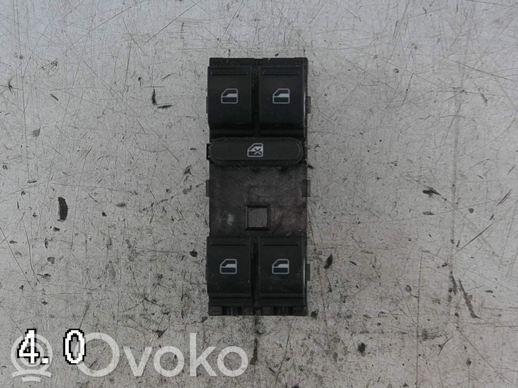Volkswagen PASSAT B7 Comutator comandă geamuri electrice 
