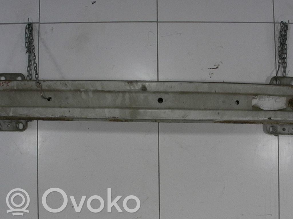 Priekšpusē bampera sija / balka   1608681380
