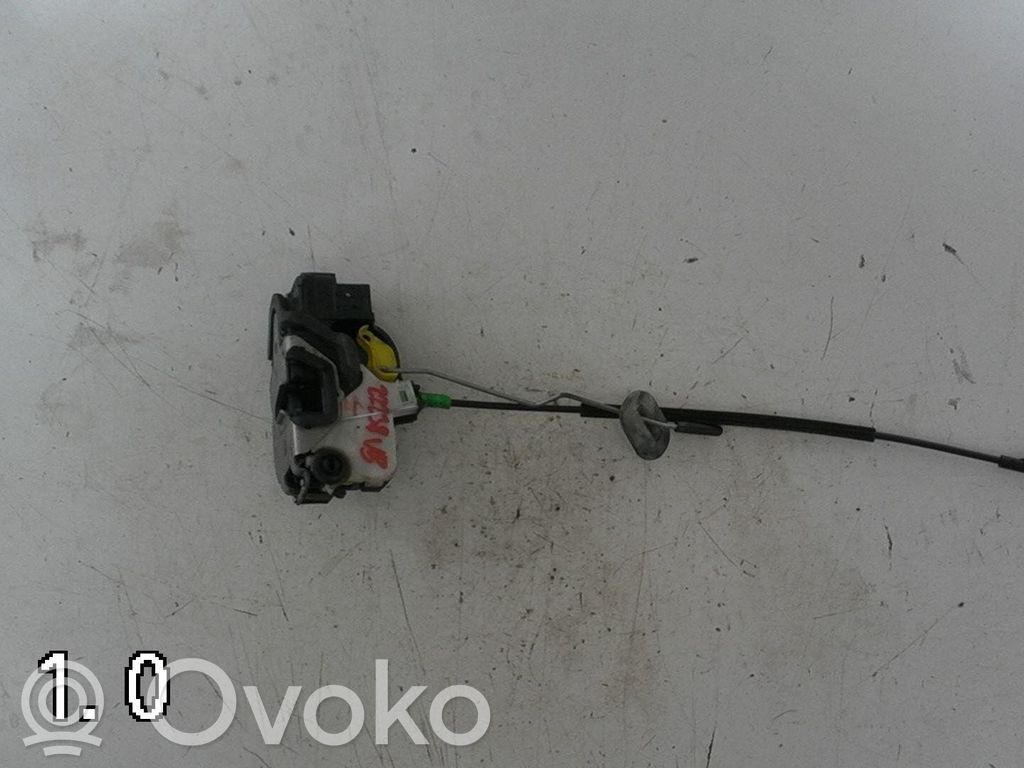Opel Astra J Двигатель центрально замка 