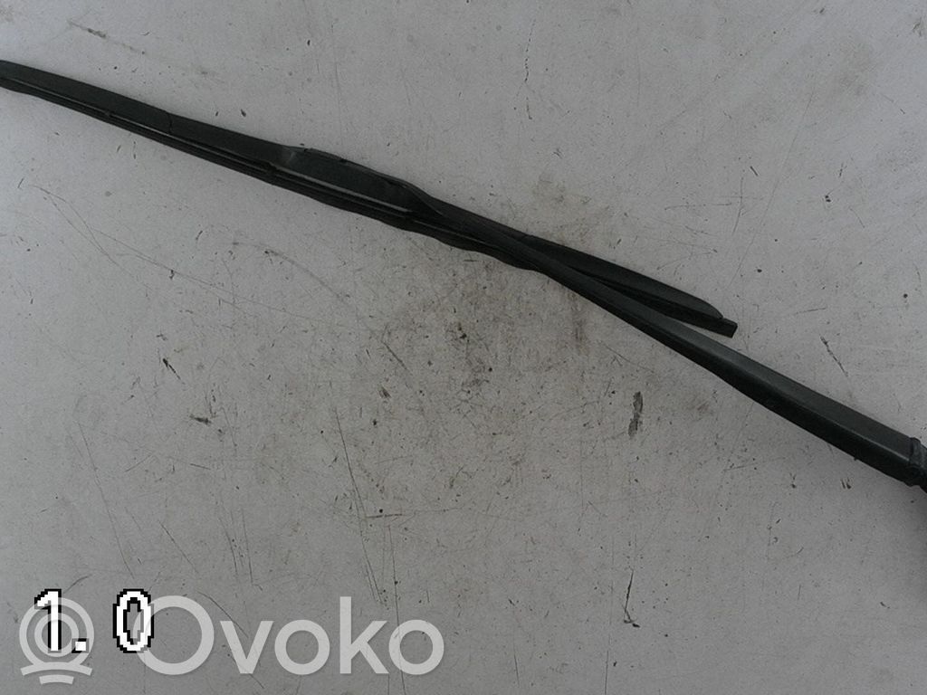 Mazda 6 Front wiper blade arm 