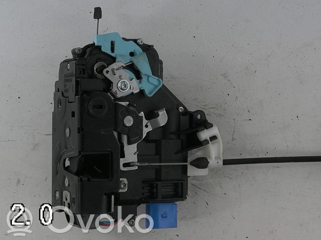 Volkswagen Golf Plus Motor de bloqueo de puertas 