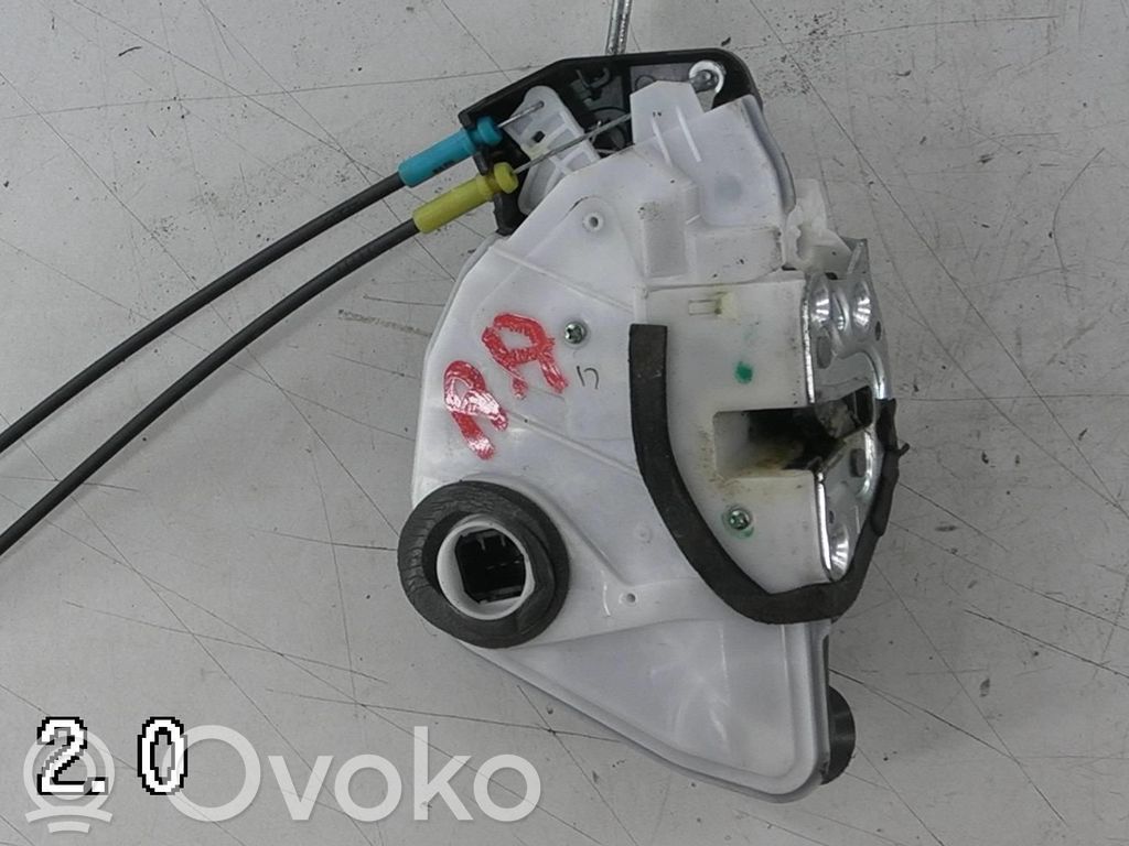 Suzuki Baleno IV Motor de bloqueo de puertas 