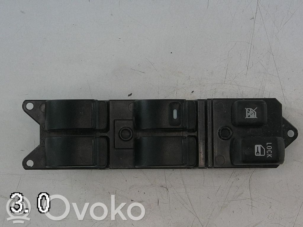 Comutator comandă geamuri electrice   8608A058