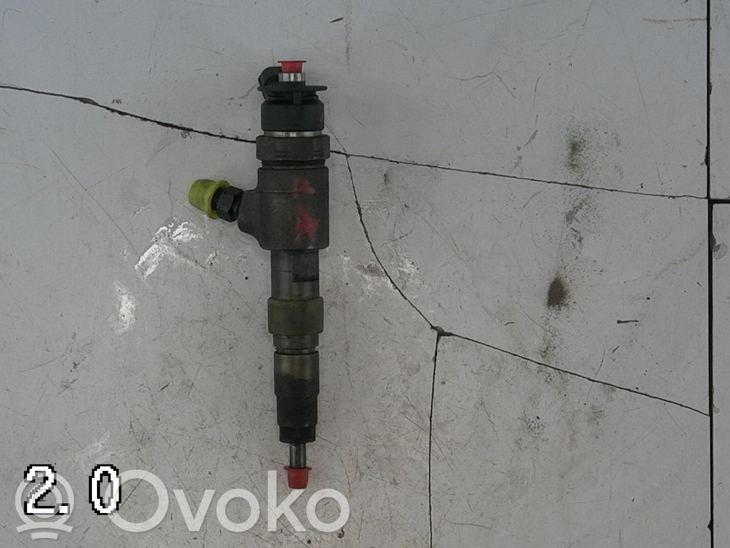Peugeot 206+ Inyector de combustible 