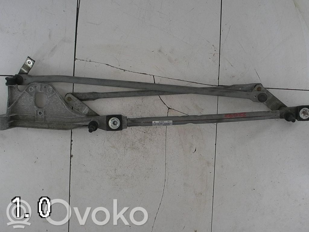 Ford Focus Front wiper linkage 