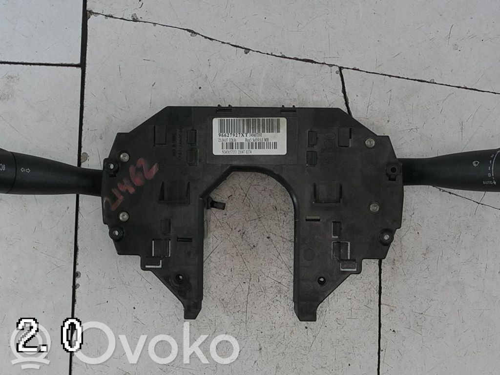 Citroen C4 I Picasso Commodo, commande essuie-glace/phare 