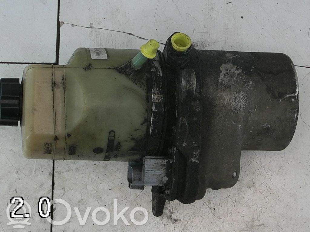 Ford Focus C-MAX Power steering pump 