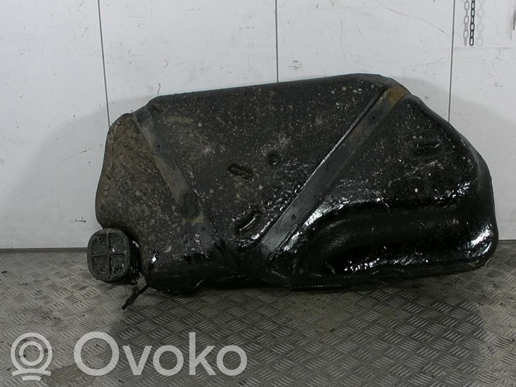 Mazda 2 Serbatoio del carburante 
